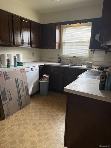 591 Gregory Drive, Lapeer, MI 48446