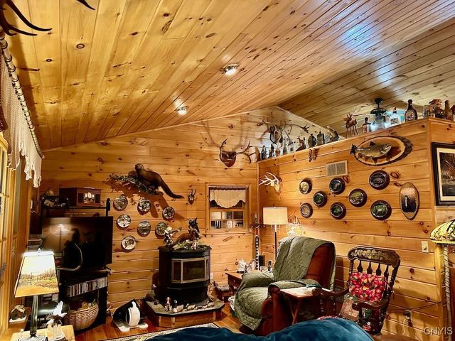 657 County Route 48, Albion, NY 13302