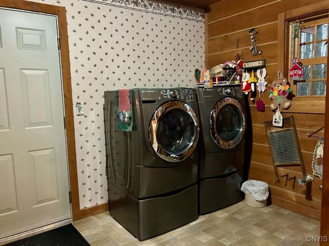 657 County Route 48, Albion, NY 13302