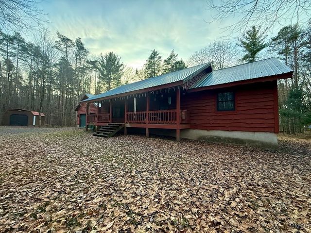 657 County Route 48, Albion, NY 13302