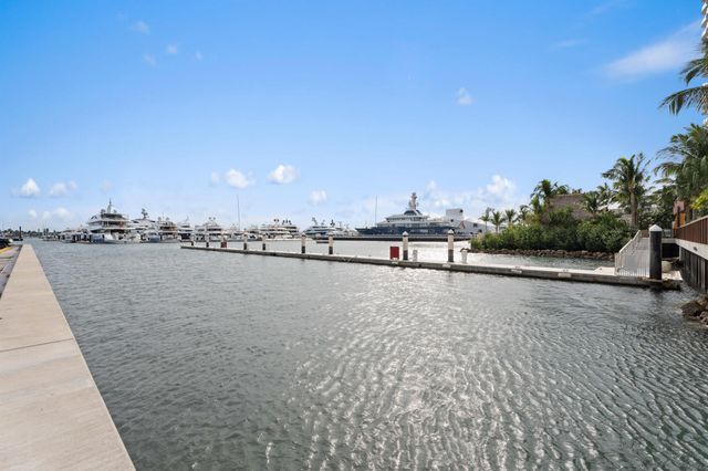 4500 N Flagler Drive D6, West Palm Beach, FL 33407