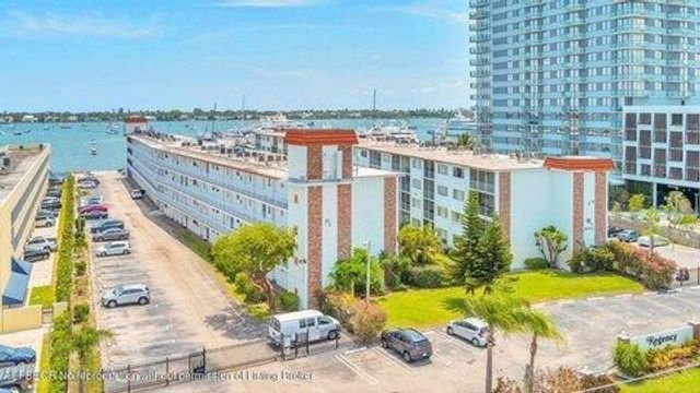 4500 N Flagler Drive D6, West Palm Beach, FL 33407