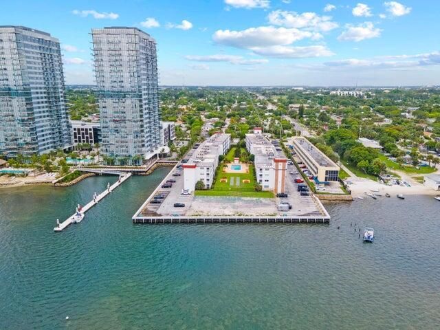 4500 N Flagler Drive D6, West Palm Beach, FL 33407