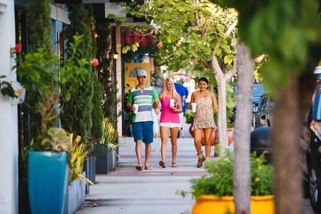 4500 N Flagler Drive D6, West Palm Beach, FL 33407