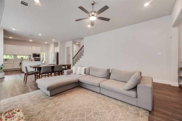 558 Torrey Pines Circle, Heath, TX 75032