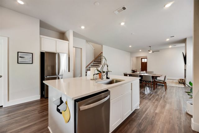 558 Torrey Pines Circle, Heath, TX 75032