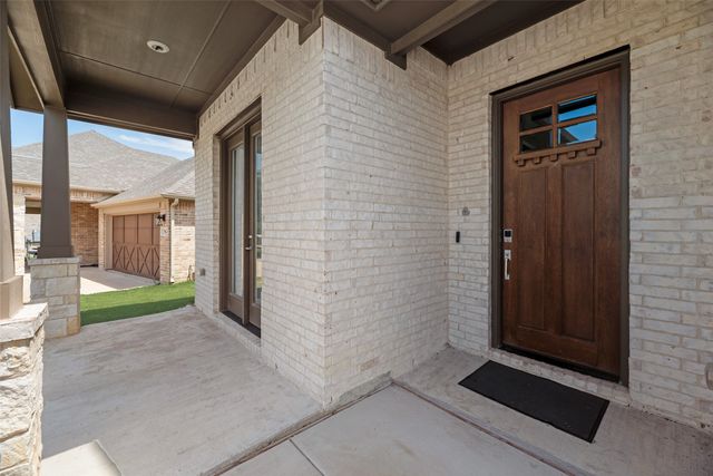 558 Torrey Pines Circle, Heath, TX 75032