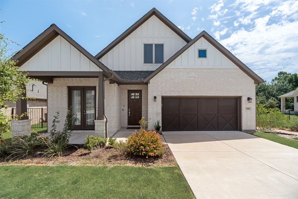 558 Torrey Pines Circle, Heath, TX 75032