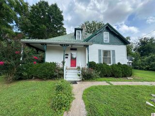 209 Cadiz Street, Princeton, KY 42445