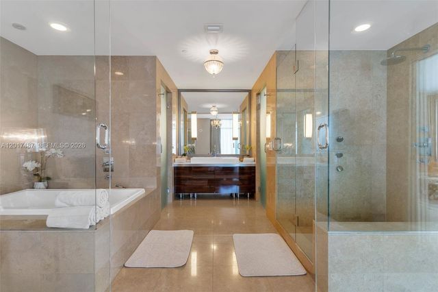 3737 Collins Ave S-403, Miami Beach, FL 33140