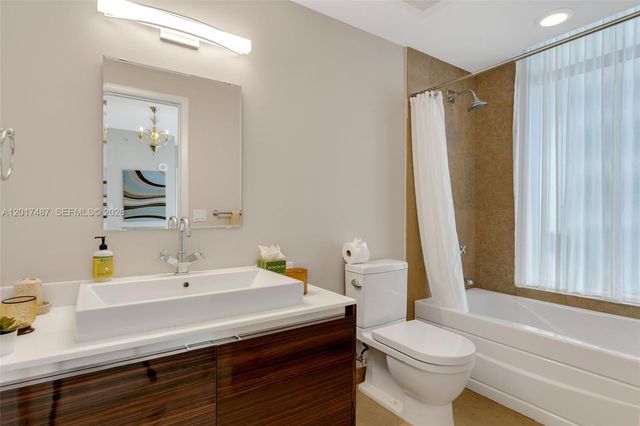 3737 Collins Ave S-403, Miami Beach, FL 33140