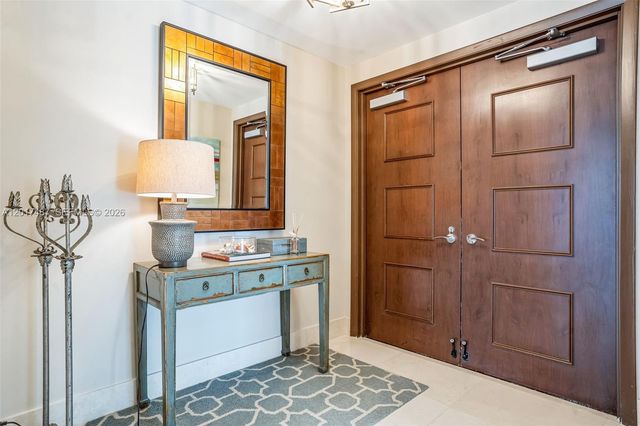 3737 Collins Ave S-403, Miami Beach, FL 33140