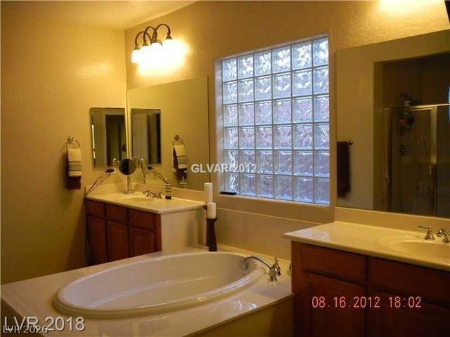 8213 BAY DUNES Street, Las Vegas, NV 89131