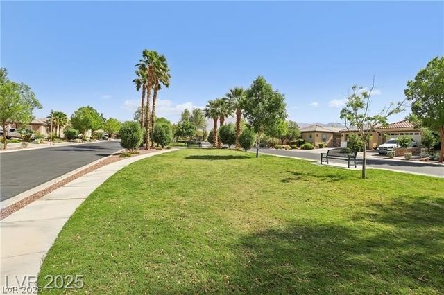 8213 BAY DUNES Street, Las Vegas, NV 89131