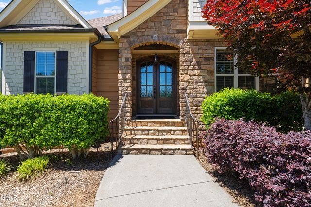8601 Mangum Hollow Drive, Wake Forest, NC 27587