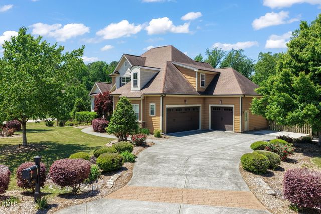 8601 Mangum Hollow Drive, Wake Forest, NC 27587