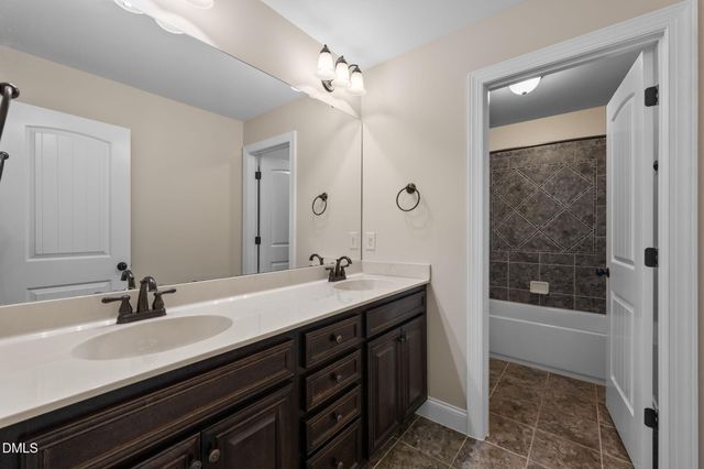 8601 Mangum Hollow Drive, Wake Forest, NC 27587