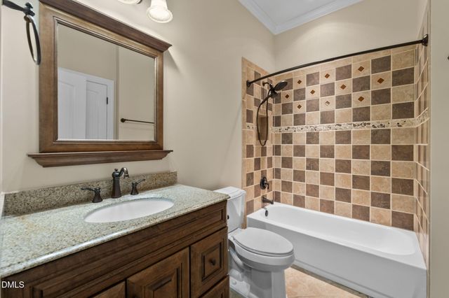 8601 Mangum Hollow Drive, Wake Forest, NC 27587