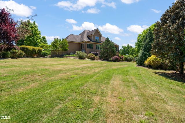 8601 Mangum Hollow Drive, Wake Forest, NC 27587