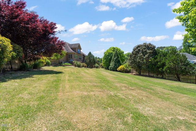 8601 Mangum Hollow Drive, Wake Forest, NC 27587