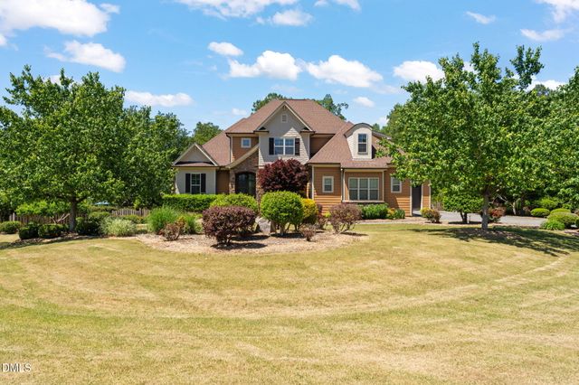 8601 Mangum Hollow Drive, Wake Forest, NC 27587