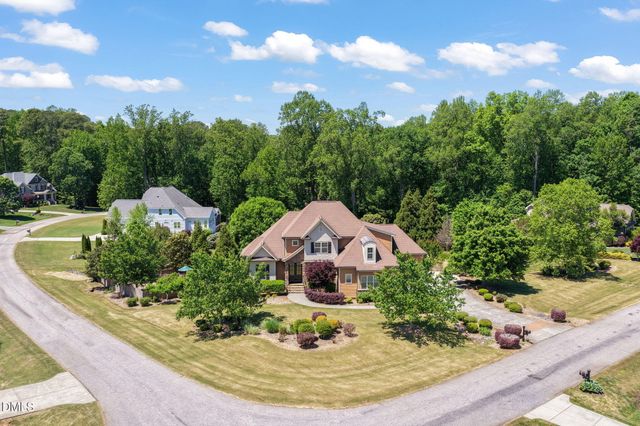 8601 Mangum Hollow Drive, Wake Forest, NC 27587