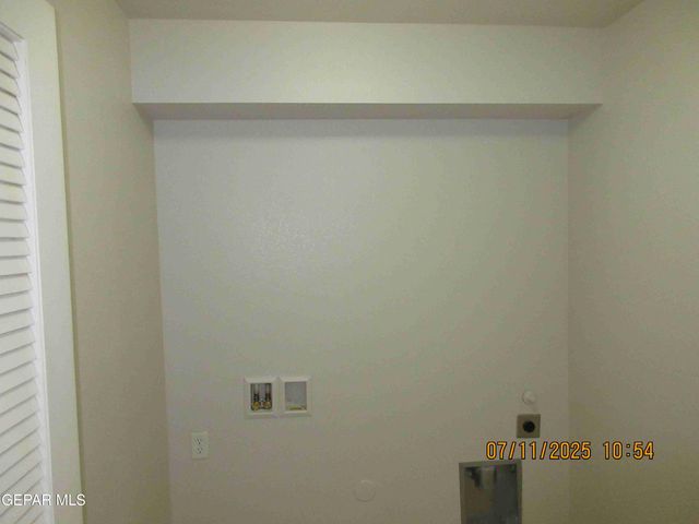 10021 RAILROAD Drive 505, El Paso, TX 79924