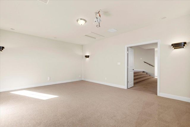 207 Coopers Crown LN, Austin, TX 78738