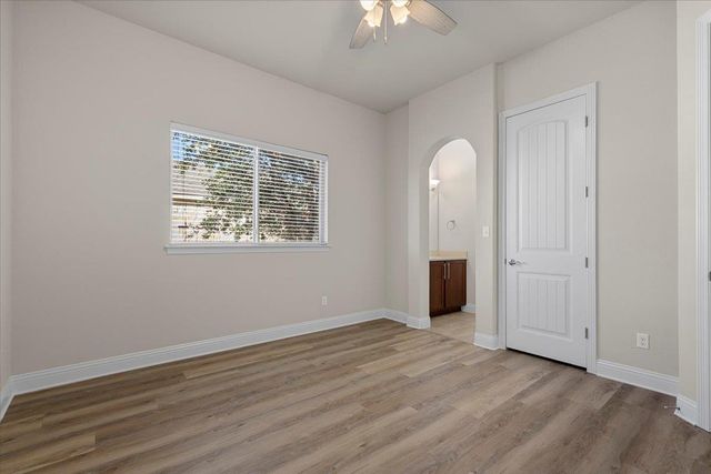 207 Coopers Crown LN, Austin, TX 78738