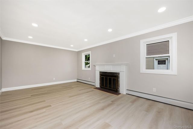 35 Park Boulevard, Malverne, NY 11565