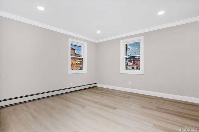 35 Park Boulevard, Malverne, NY 11565