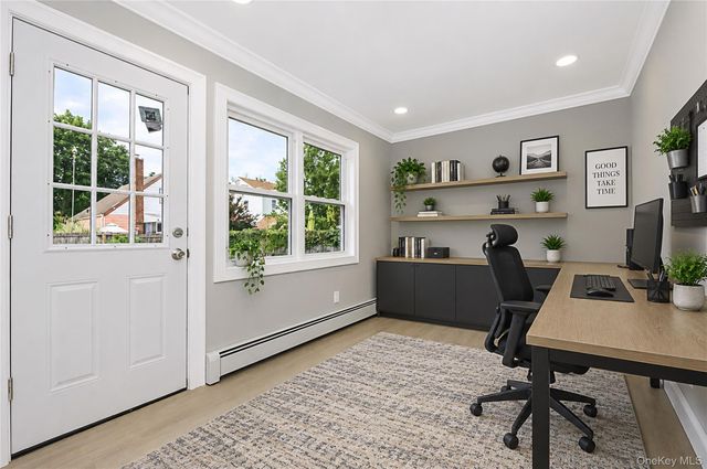 35 Park Boulevard, Malverne, NY 11565