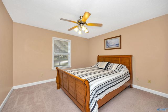 1702 Bellview Drive, Athens, AL 35611