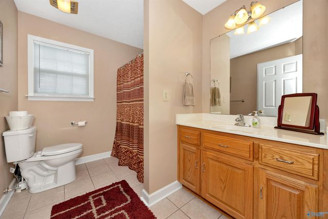 1702 Bellview Drive, Athens, AL 35611