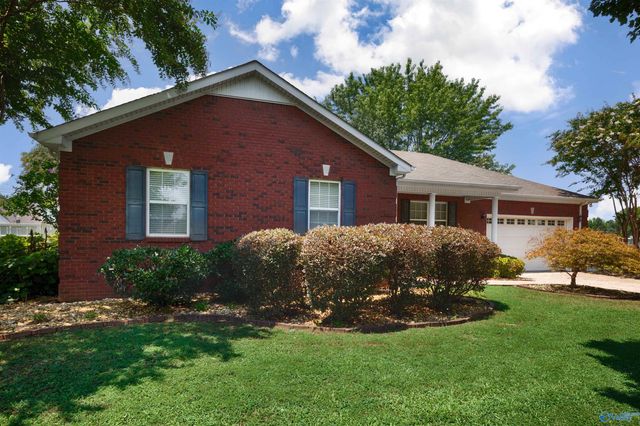 1702 Bellview Drive, Athens, AL 35611