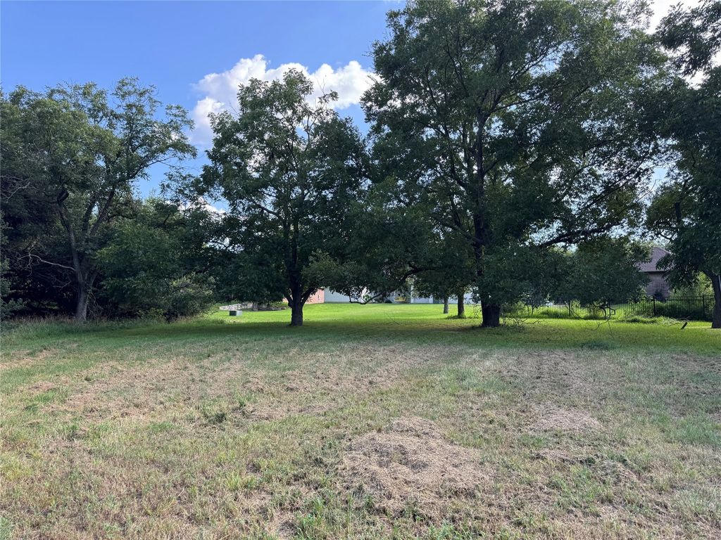 9814 BRINGIER Court, Granbury, TX 76049
