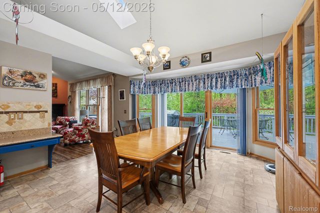 43820 Pinot Noir Drive, Sterling Heights, MI 48314