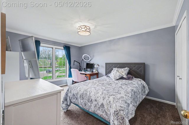 43820 Pinot Noir Drive, Sterling Heights, MI 48314