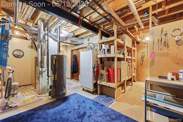 43820 Pinot Noir Drive, Sterling Heights, MI 48314