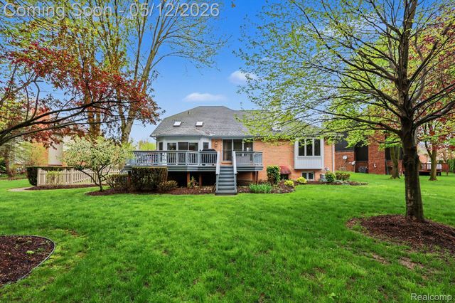 43820 Pinot Noir Drive, Sterling Heights, MI 48314