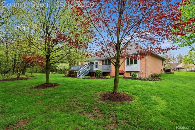 43820 Pinot Noir Drive, Sterling Heights, MI 48314