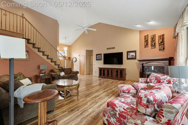 43820 Pinot Noir Drive, Sterling Heights, MI 48314