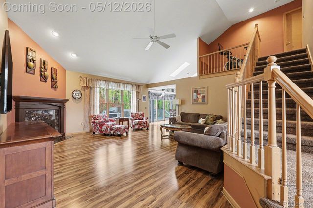 43820 Pinot Noir Drive, Sterling Heights, MI 48314