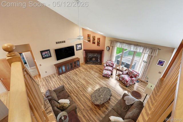 43820 Pinot Noir Drive, Sterling Heights, MI 48314
