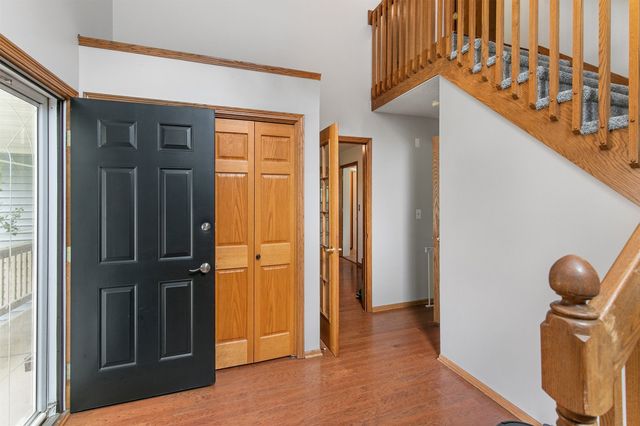 1201 NE Stone Valley Circle, Ankeny, IA 50021