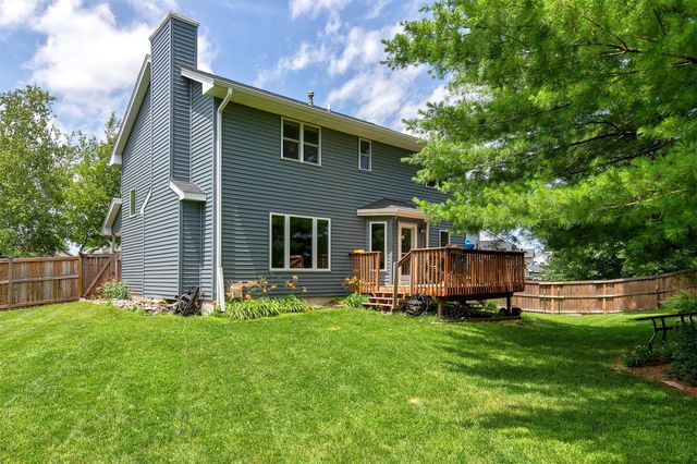 1201 NE Stone Valley Circle, Ankeny, IA 50021