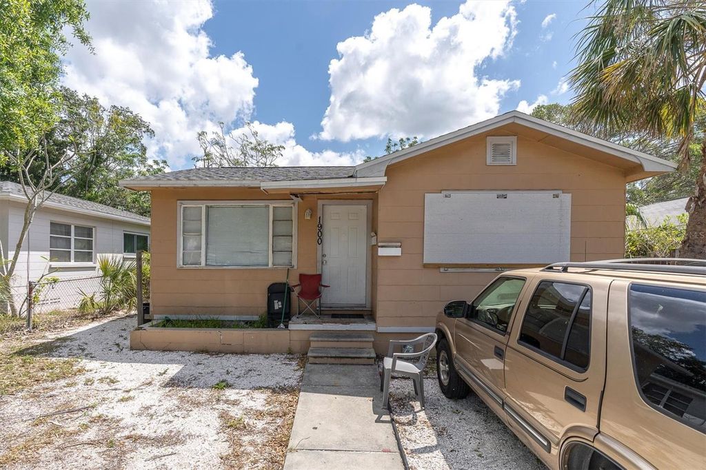 1900 45TH STREET S, St Petersburg, FL 33711