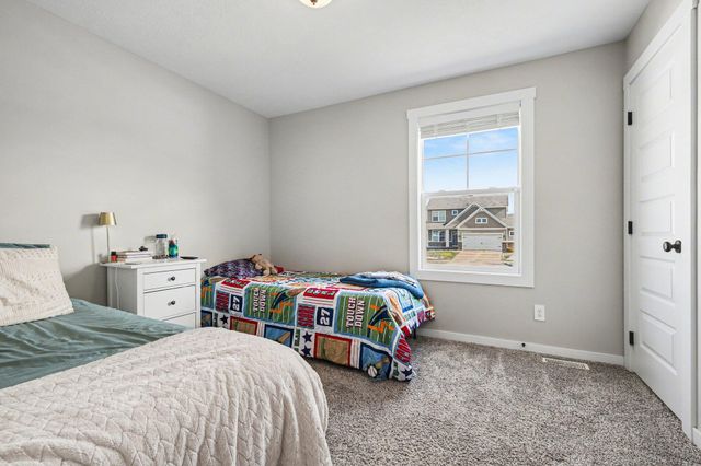 1325 Remington Drive SE, Lowell, MI 49331