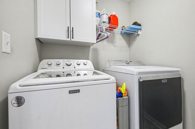 1325 Remington Drive SE, Lowell, MI 49331