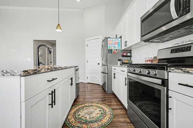 1325 Remington Drive SE, Lowell, MI 49331